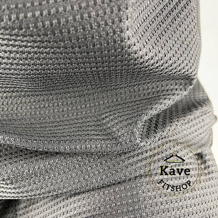 ست تیشرت و شلوار مردانه مدل بیسکویتی رنگ مشکی نمای پارچه