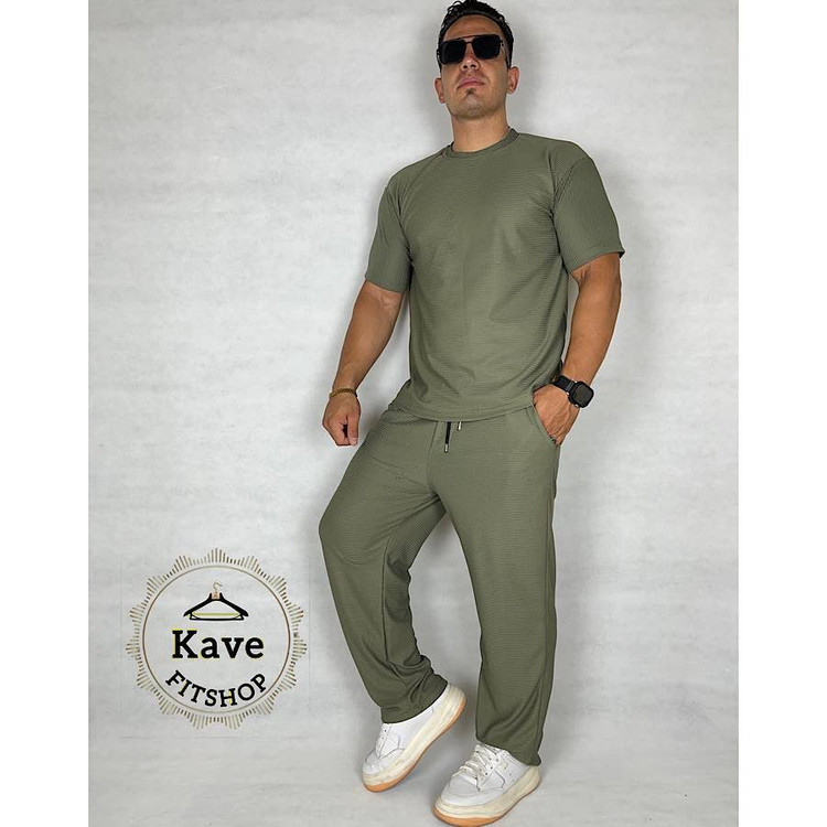 ست تیشرت و شلوار مردانه مدل بیسکویتی سبز زیتونی نمای چپ
