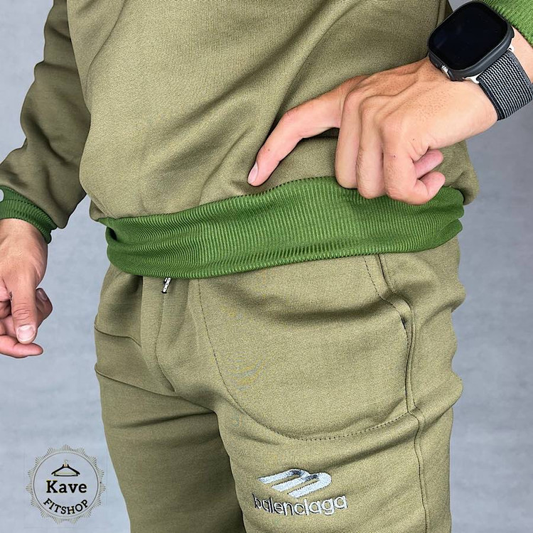 ست مردانه دورس شلوار مدل بیسیک جاگر یشمی | بالنسیاگا نمای نزدیک