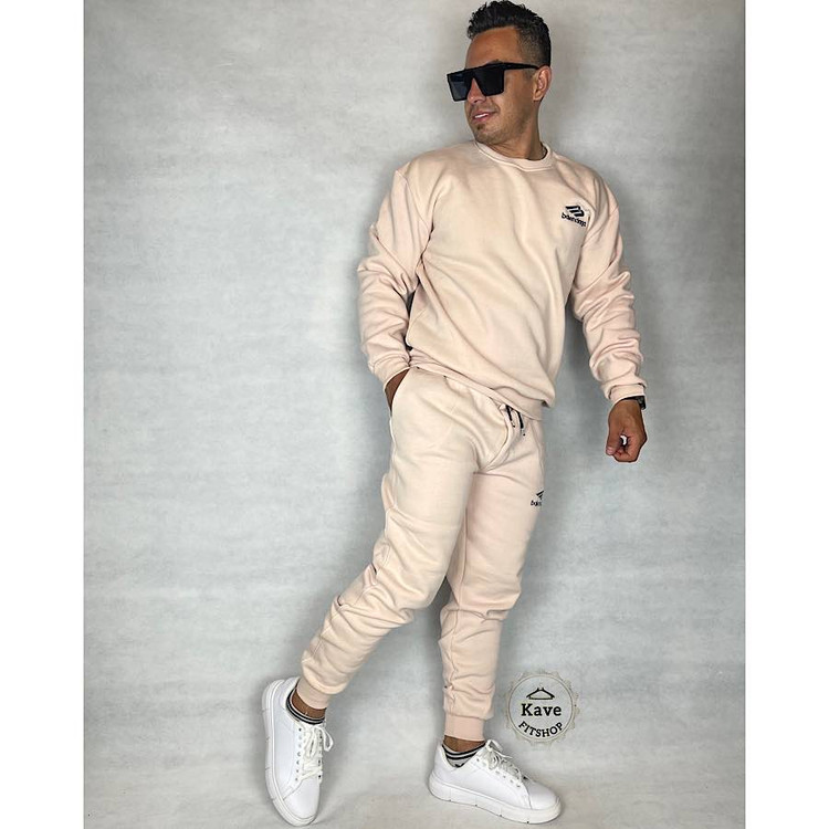 ست مردانه دورس شلوار مدل بیسیک جاگر پنکیکی | بالنسیاگا نمای روبرو