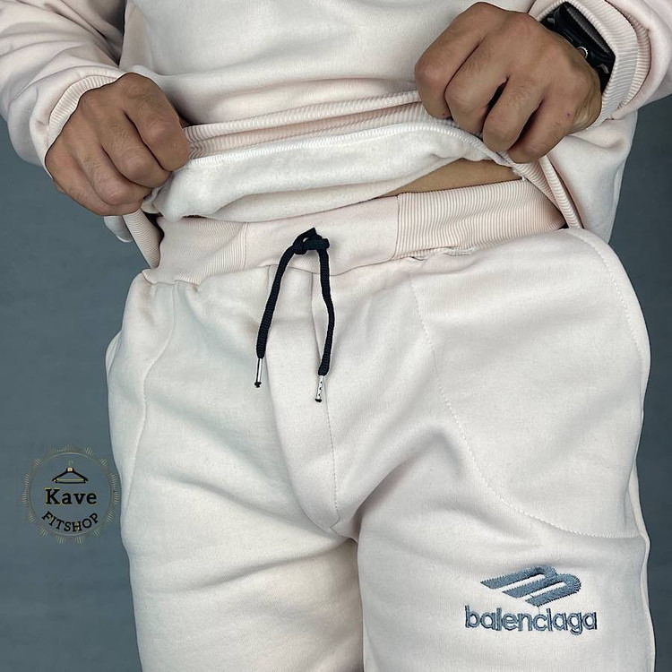 ست مردانه دورس شلوار مدل بیسیک جاگر پنکیکی | بالنسیاگا نمای پارچه