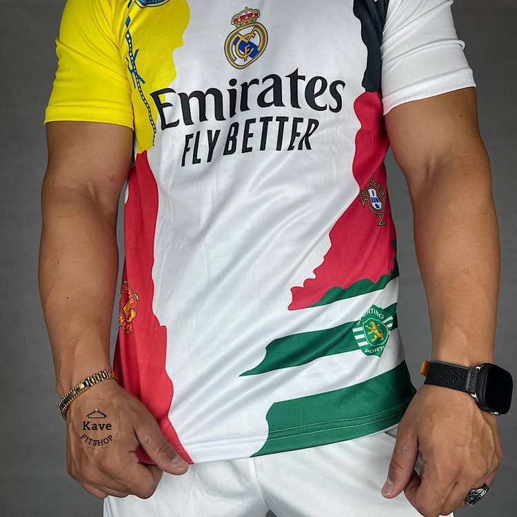 ست تیشرت و شلوارک ورزشی مردانه مدل منتخب رونالدو سفید نمای پارچه