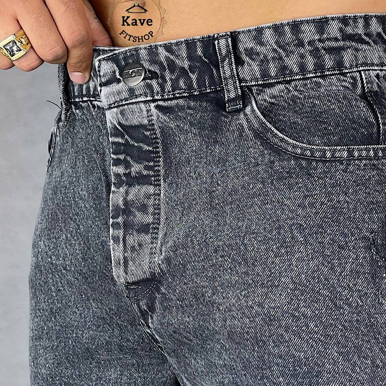 شلوار جین مردانه مدل مام فیت رنگ طوسی نمای پارچه