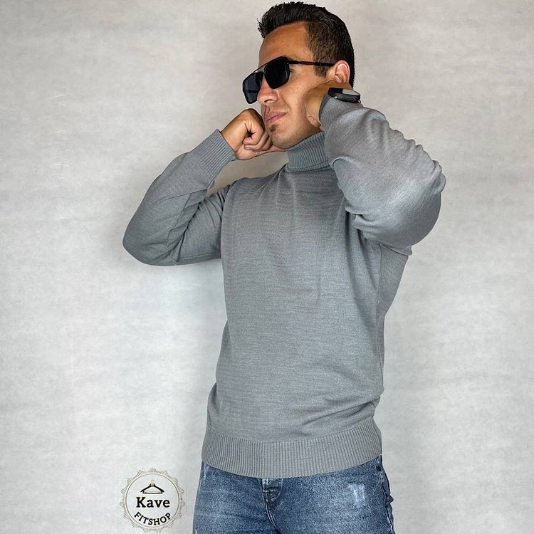 بافت مردانه طوسی مدل یقه اسکی نمای جلو