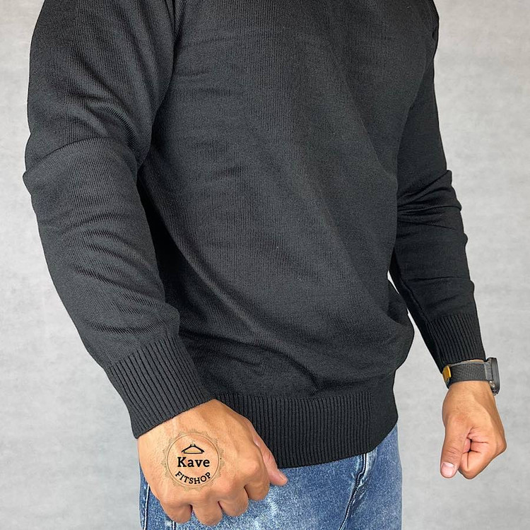 بافت مردانه مشکی مدل یقه اسکی نمای پارچه