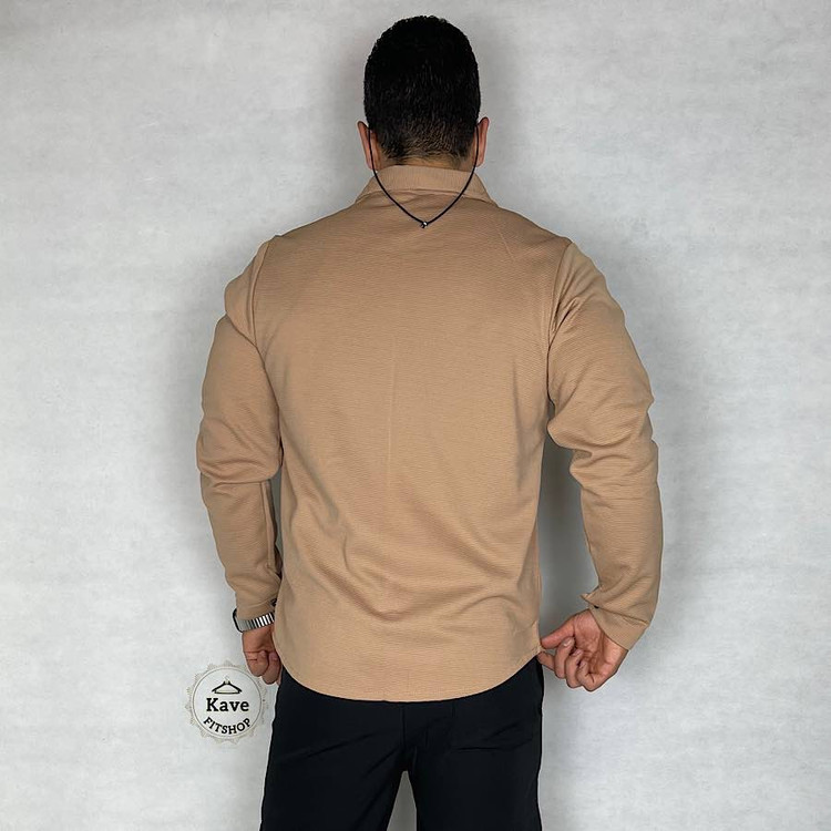 پیراهن مردانه کبریتی داخل کرکی آستین بلند نسکافهای با فیت معمولی و دوخت تمیز مزونی مناسب پاییز و زمستان نمای پشت